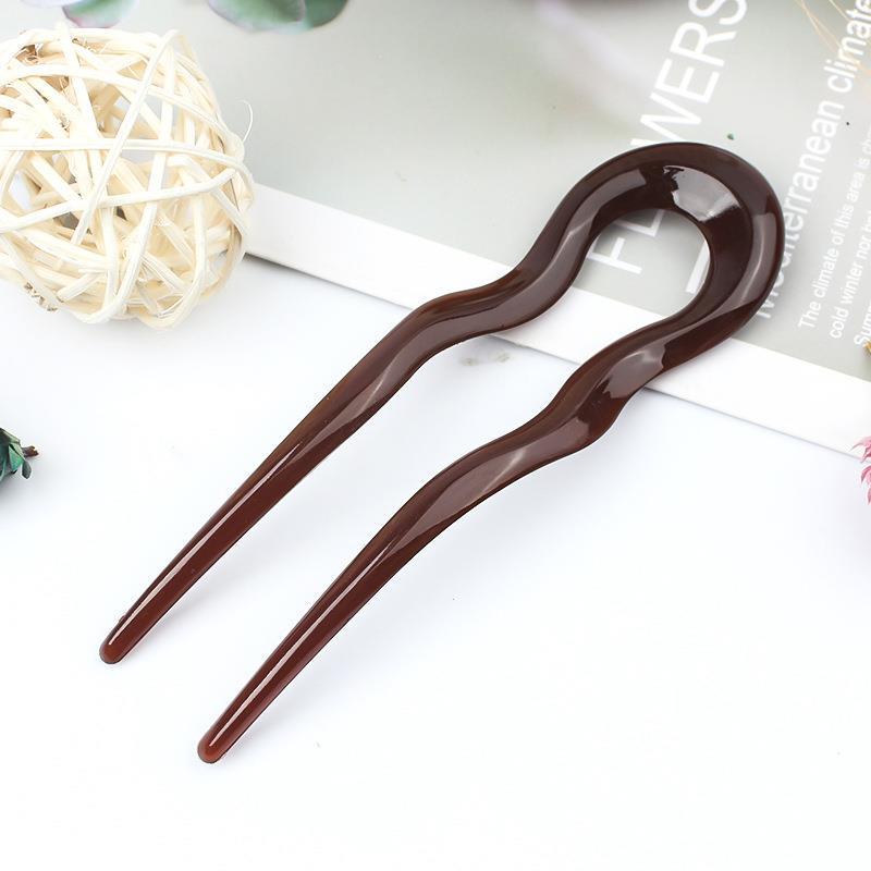 Elegant U-Shaped Wave Hairpin: Modern Chinese Style Accessory for Women's Bun and Ma Mian Skirt.