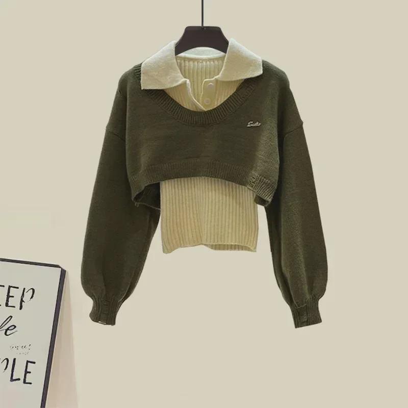 "Frühjahr 2025 Damenmode: Anti-Aging-Set aus lockerem Pullover und Swingrock"