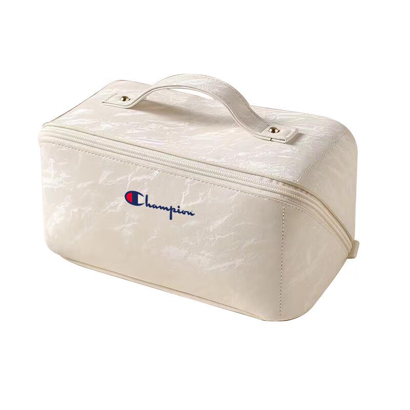 Champion Toiletry Bag