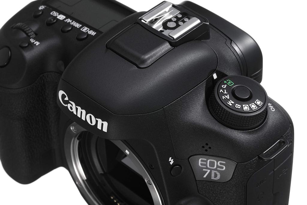 Canon EOS 7D Mark II Digital SLR Camera Body EOS7DMK2 (Refurbished)