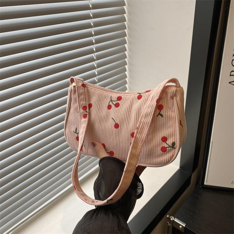 Simple and Sweet New Small Fresh and Fashionable Casual Underarm Shoulder Bag Women's Versatile Women's Bag