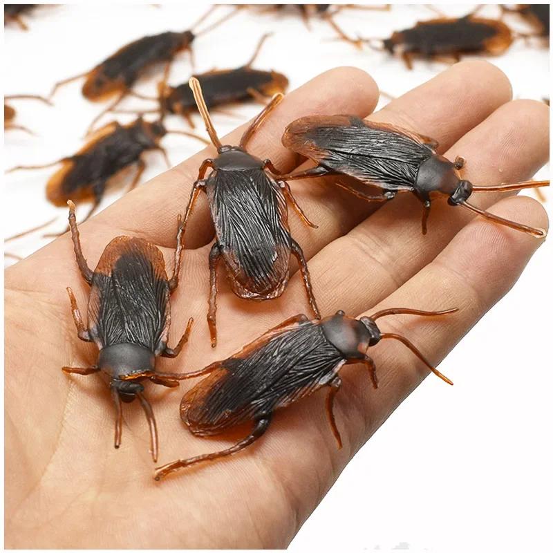 5/50 Pezzi Scarafaggio Artificiale Realistico Insetti Finti Scarafaggio Novità Oggetti di Scherzo Giocattolo per Bambini Scherzi Giocattoli Scherzosi Millepiedi