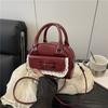 Super Hot Handheld Bag For Women 2026 New Lace Patchwork Vintage Ladies Single Shoulder Crossbody Commuter Small Square Bag