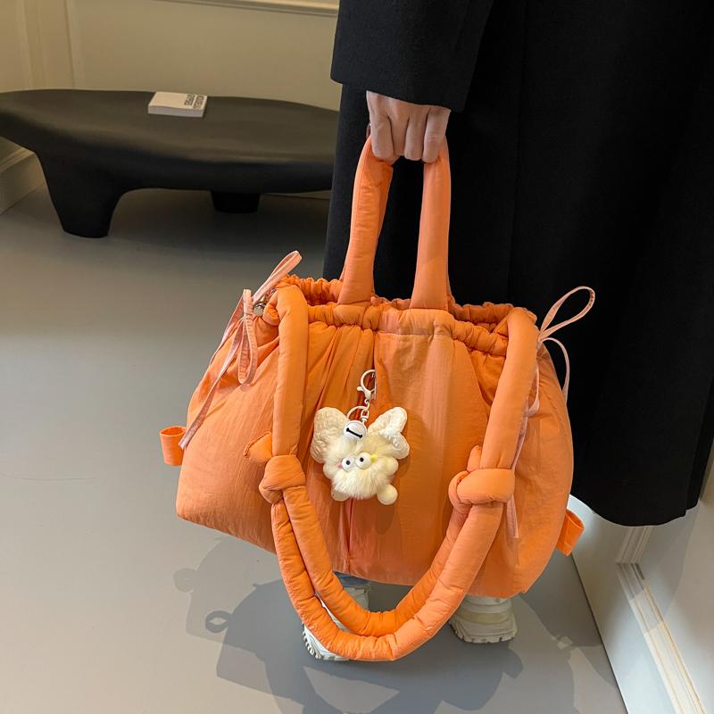 Puffer Tote Bag Lightweight Shoulder Bag Trendy Puffy Handbag Large Capacity Pillow Shopper Bag for Women Work Shopping Travel