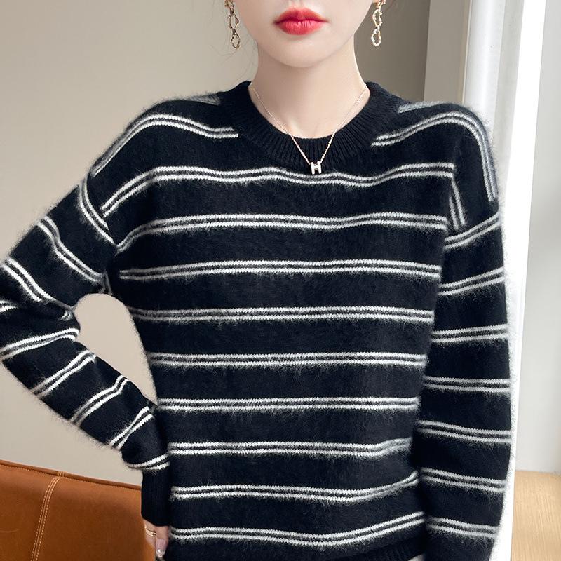 2024 Autumn/Winter Pure Wool Striped Round Neck Sweater - Relaxed, Versatile Fashion for Commuting