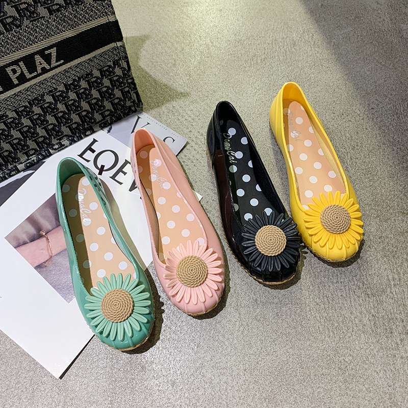 2025 Rain Shoes Women's Fashion Outer Wear Non-slip Sandals Korean Version Cute Waterproof Shoes Adult Water Shoes Shallow Single Shoes Rain Boots