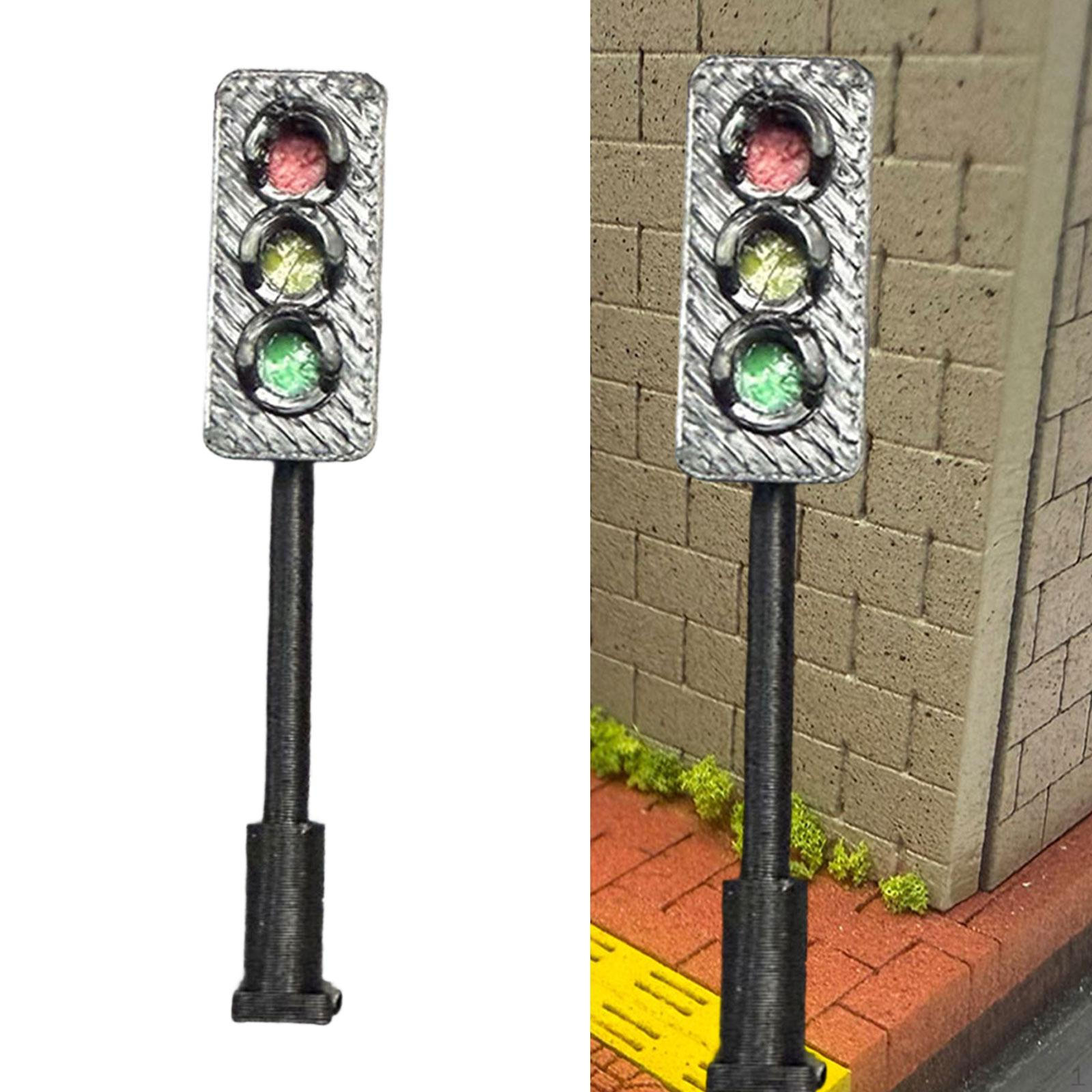 

1/64 Scale Mini Traffic Light Model Dollhouse Decoration Accessories Collectible DIY Ornament