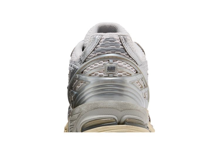 Unisex Sneakers New Balance 1906R 'White Silver Distressed'