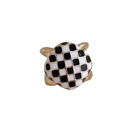 

Black White Checkerboard Scarf Ring Women Girls T-shirt Tie Clip Shawl Silk Scarves Ring Wrap Holder Clasp Slide Buckle Clothing Accessories M