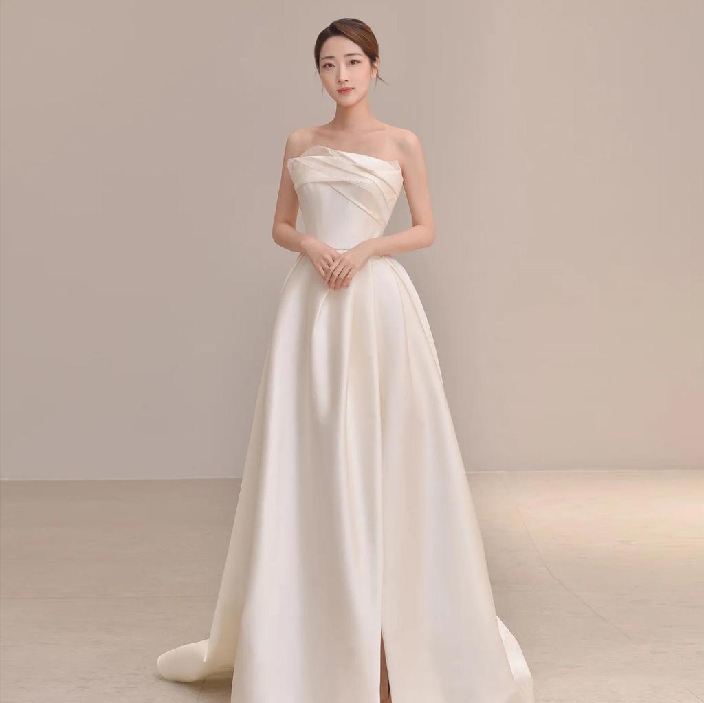 2025 French Strapless Satin Wedding Dress: Elegant, High-Quality Texture, Floor-Length for Winter