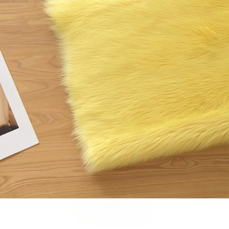 4cm Plush Fabric Soft and Smooth Fursuit Fur Fabric 50x160cm DIY Clothing Doll Decorative Shaggy Fur Handmade Material