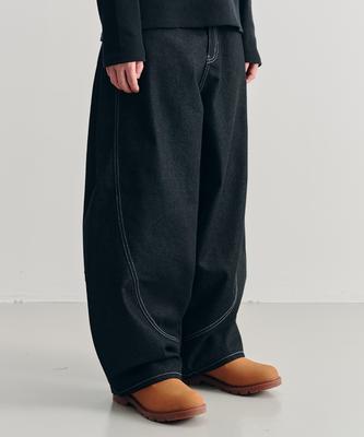 ARRAYED Curved Section Balloon Denim Pants [Black]