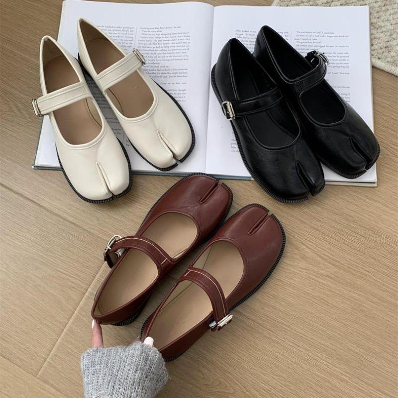 Chic Flats Split Toe Shoes Women Mary Jane Single Shoes 2025 Vintage Shallow Mouth Loafers Zapatos De Mujer Size 35-41