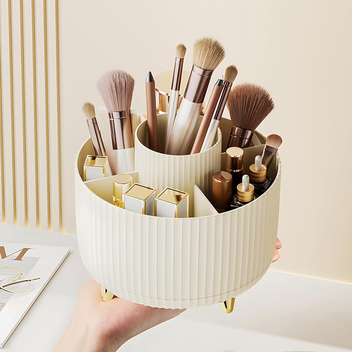 

Diesisa Makeup Brush Cosmetic Makeup Brush Cosmetic Storage Makeup Tool Vanity Bathroom Storage Easy Organization Cream Case, 360° Rotating, 5-Slot кремовый