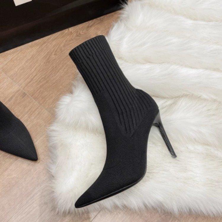 

Foreign trade Europe and the United States new pointed fly-woven breathable mid-tube boots women s high-heeled elastic socks fashion boots Amazon 35 чёрный
