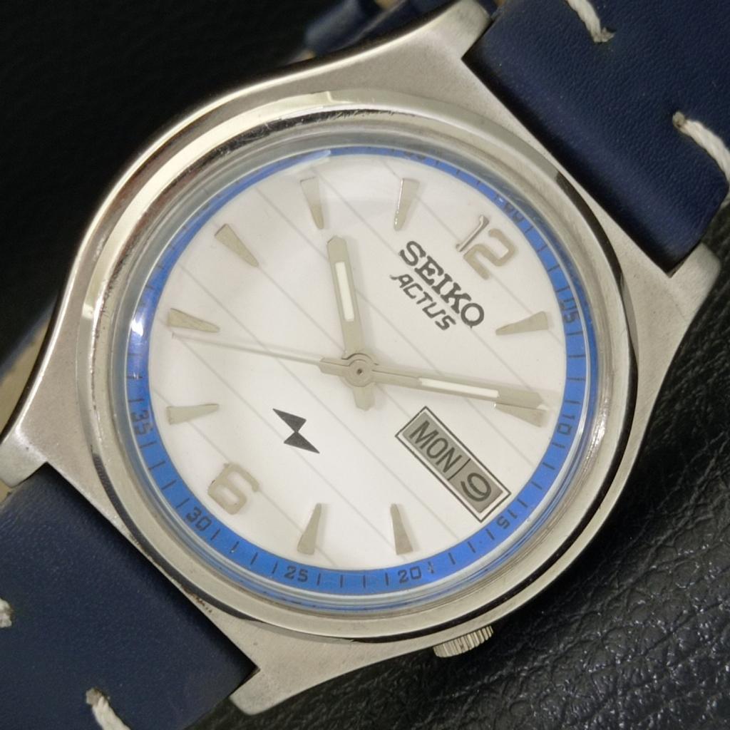 

Б/У винтажные мужские часы SEIKO ACTUS AUTOMATIC 7009A из Японии с белым циферблатом a433627-2 R118-a433627