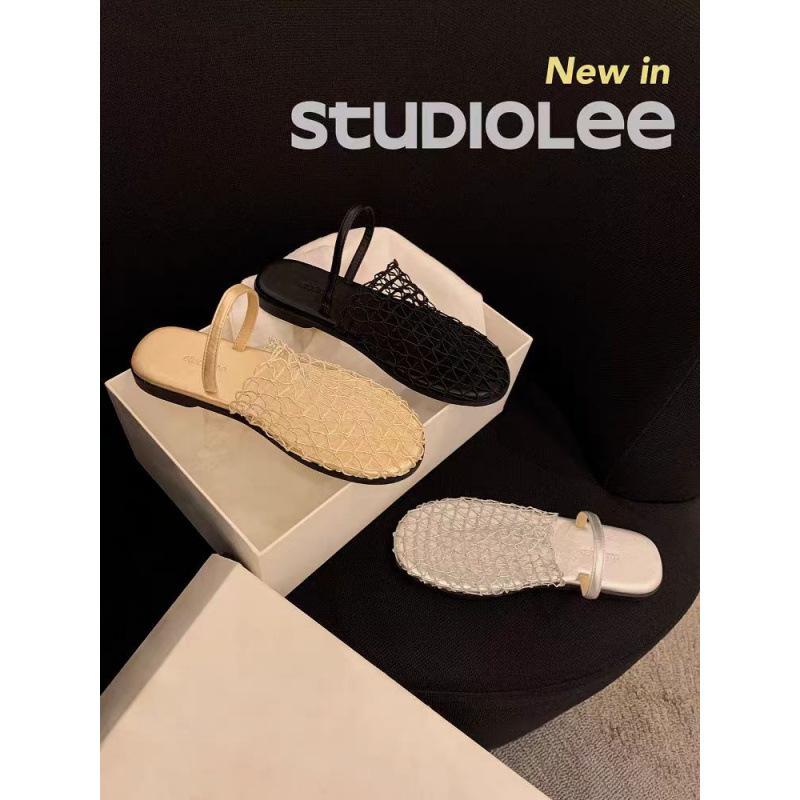 Woven summer new sandals women's flat-bottomed bag head half slippers hollowed out niche fisherman round head fishing net