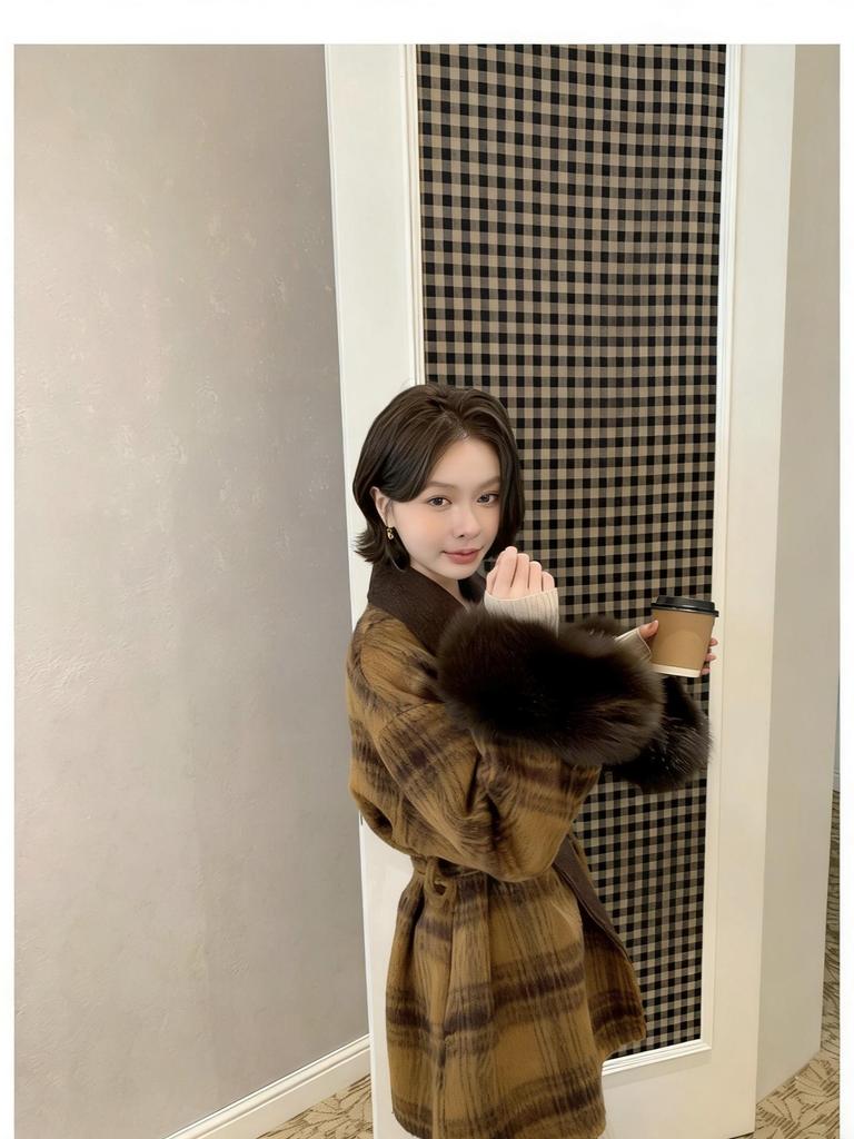 Sex and the City: Women's Double-Sided Cashmere Coat with Fox Fur Cuffs - Plaid for Autumn/Winter