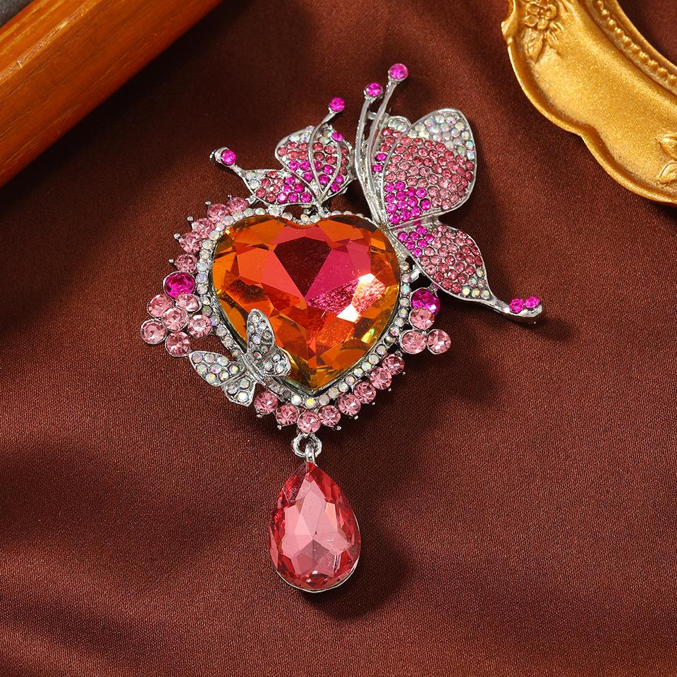 Heart Butterfly Brooch Badges for Women Girls Crystal Party Banquet Pin Corsages