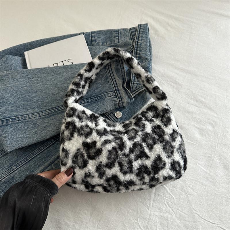 Chic Large Capacity Black White Brown Canvas Crescent Bag Perfect For Everyday Use