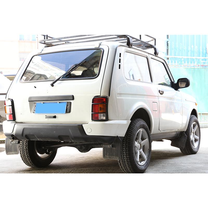 Per LADA NIVA Copertura Nera Metallica per Fanale Posteriore Cornice Decorativa Protezione Lampada Posteriore Adesivo Protettivo Accessori Styling Auto 2pz