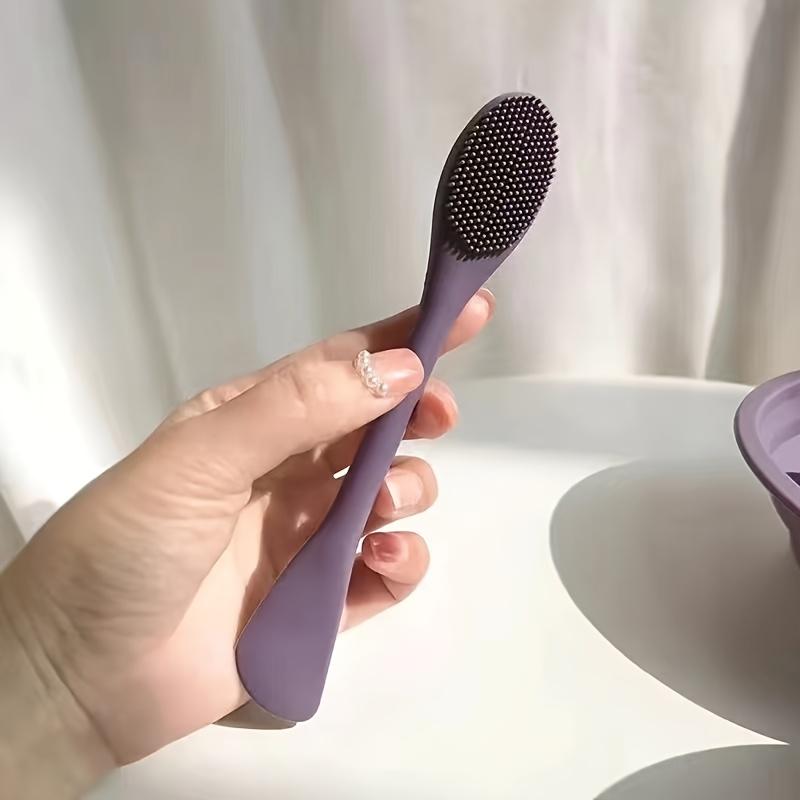 1pc Large Dual-Ended Silicone Facial Mask Brush, Pore Cleansing Face Scrubber, Mud Mask Applicator, Spreadable Brush for Makeup Removal