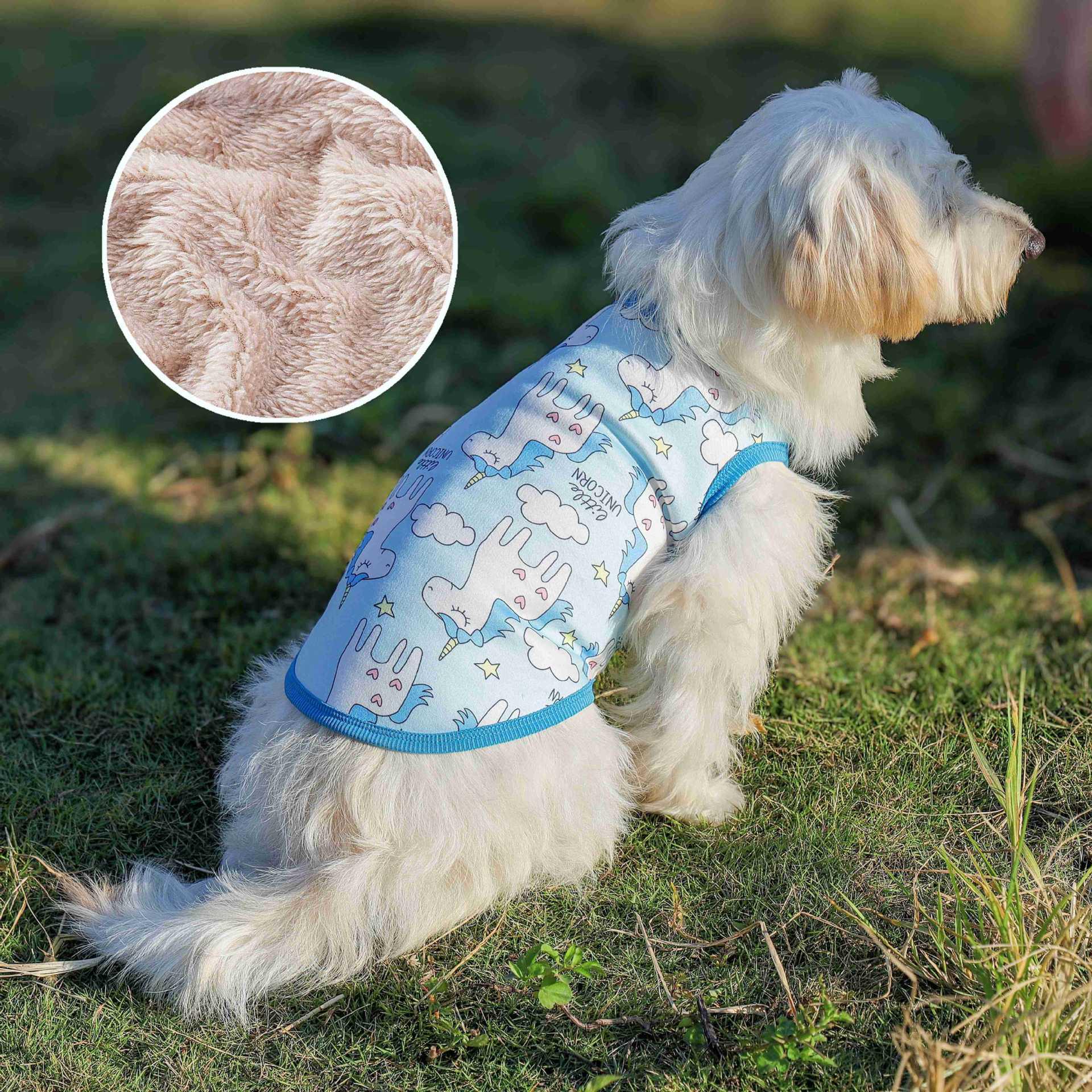 

Samoyed Anti-Shedding Velvet Winter Clothes for Cats and Dogs - Stylish Autumn/Winter Apparel M, Chest 42cm, Back 30cm [8-10 lbs]