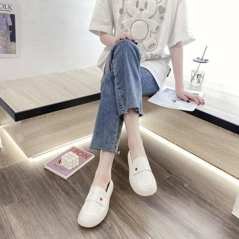 Nurse Shoes, Women's Soft Soled Breathable Work Sheet Shoes, Women's Versatile Flat Bottomed Lazy Bean White Shoes
