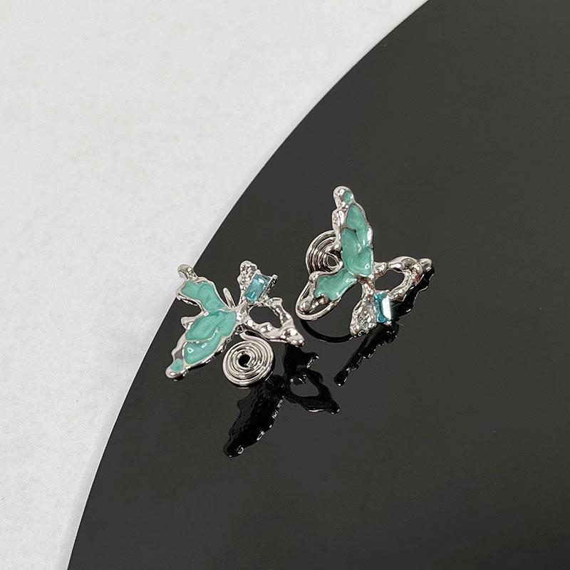 Pearl Mosquito Coil Disc Ear Clips: No-Pierce, Elegant French-Style Earrings for Women