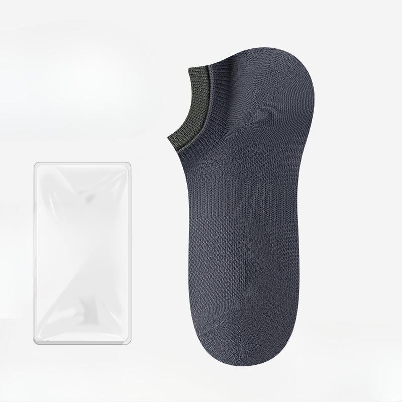 Male Summer Thin Solid Color Does Not Fall with Non Slip Anti Pilling Breathable Anti Odor Invisible Short Cotton Socks