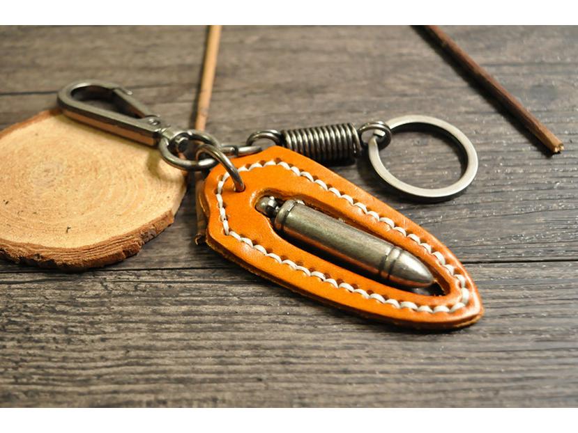Breloc de bărbați din piele naturală punk european-american stil glonț 2016