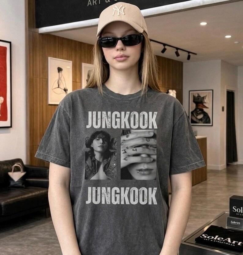 2026 Damen Herren Jung Kook Hochwertiges T-Shirt BTS Arirang Tour Merch Bangtan Sonyeondan Grafik-T-Shirt