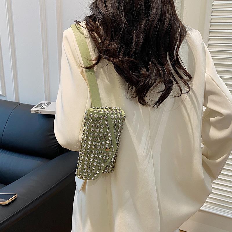 This year, the popular bag women 2025 new European and American fashion rhinestone single shoulder wide shoulder strap crossbody waist breast bag