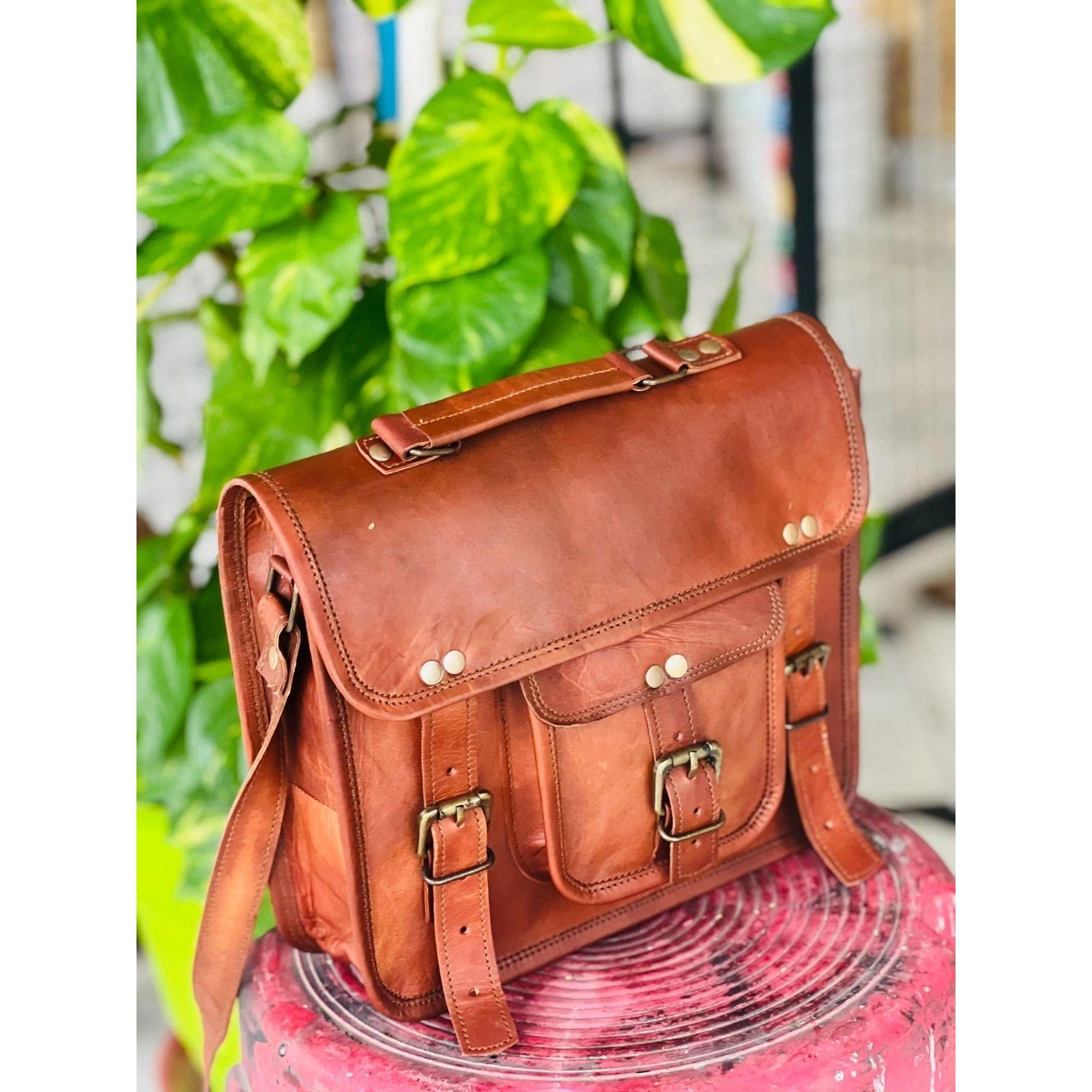 

Мужская сумка-портфель ручной работы из винтажной кожи Wonder для ноутбука 13 x 10 x 4 in