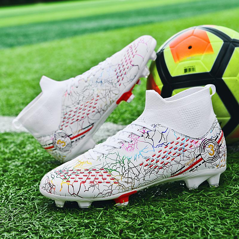 Fashion Men Soccer Shoes Kids Football Boots Women Breathable Soccer Cleats Antiskid Chaussure Football TF/FG Outdoor Football Shoes