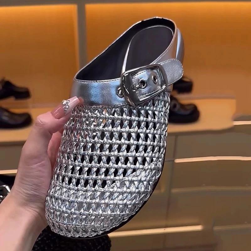 Fashion Summer Breathable Woven Mesh Flat Sandals Women Fashion Round Toe Belt Buckle Slide Sandals Comfortable Non-slip Beach Sandals
