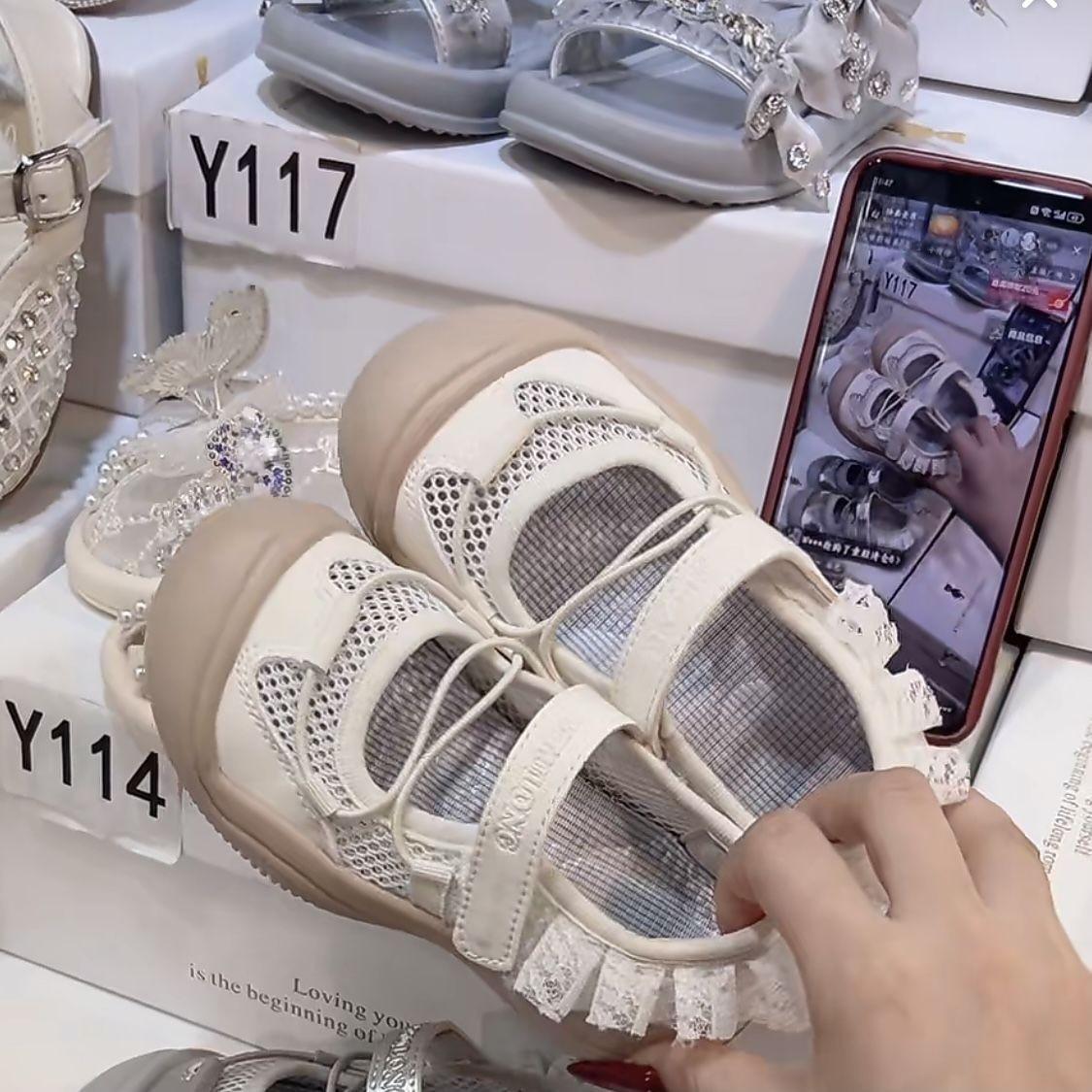 

Girls ballet sports sandals children s single net casual shoes 2025 summer new girls Mary Jane princess shoes 32-37 yards one hand shot 6 pairs