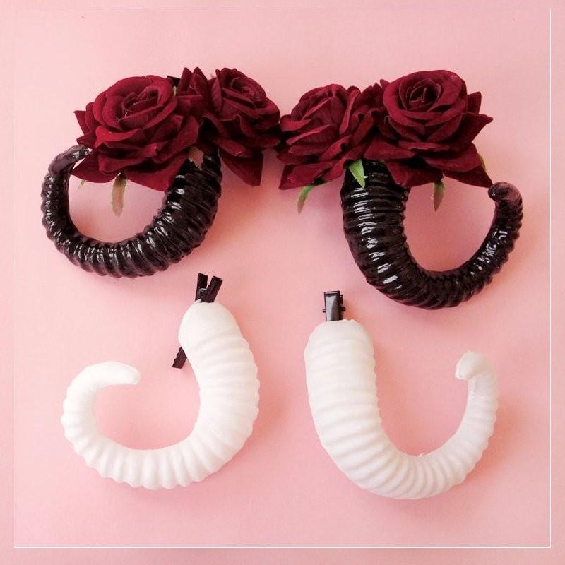 Chic Sheep Horn Hair Clips With Gorgeous White And Black Rose Accents For Fashion Lovers