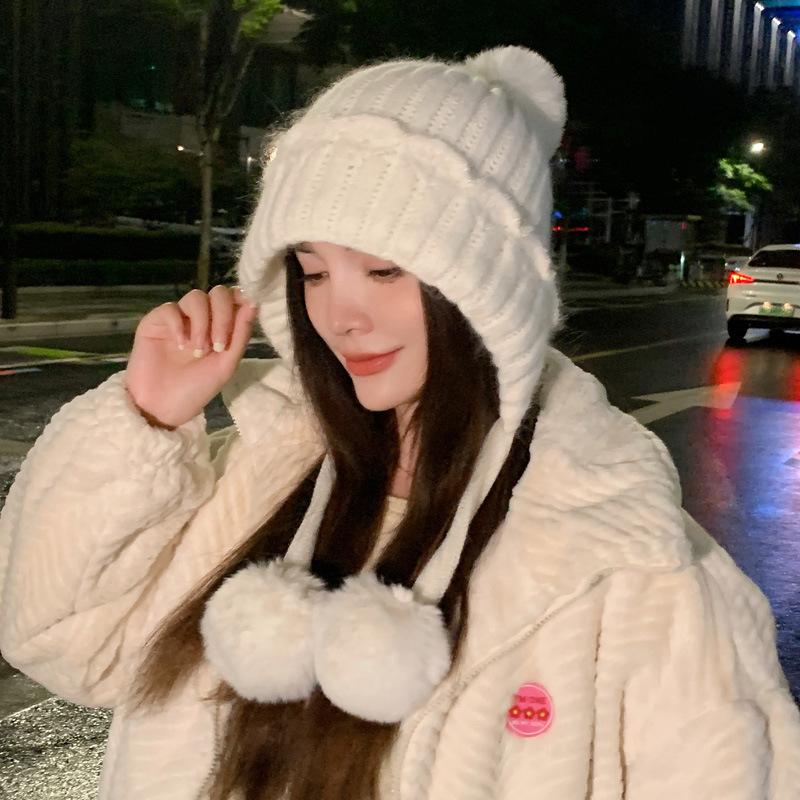 Women's Outdoor Leisure Cute Hairball Pullover Hat Autumn and Winter Knitted Windproof Warm Wool Hat