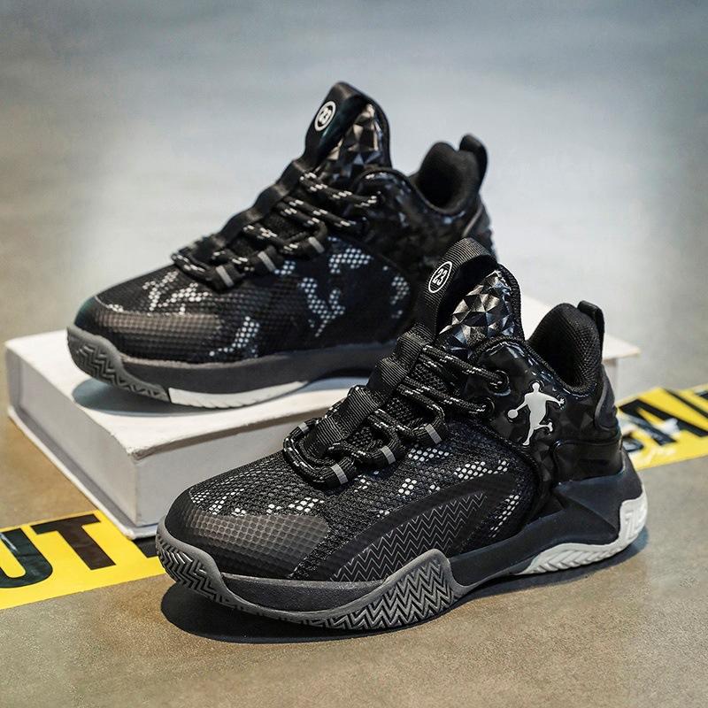 Boys Cool Basketball Shoes 2025 Four Seasons Children's Personalized Breathable Shoes Medium and Older Boys Trendy Fashion Sneakers