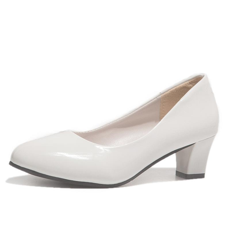 

2025 autumn new pointed thick heel shallow mouth dopamine outer wear one pedal temperament versatile with skirt single shoes 35