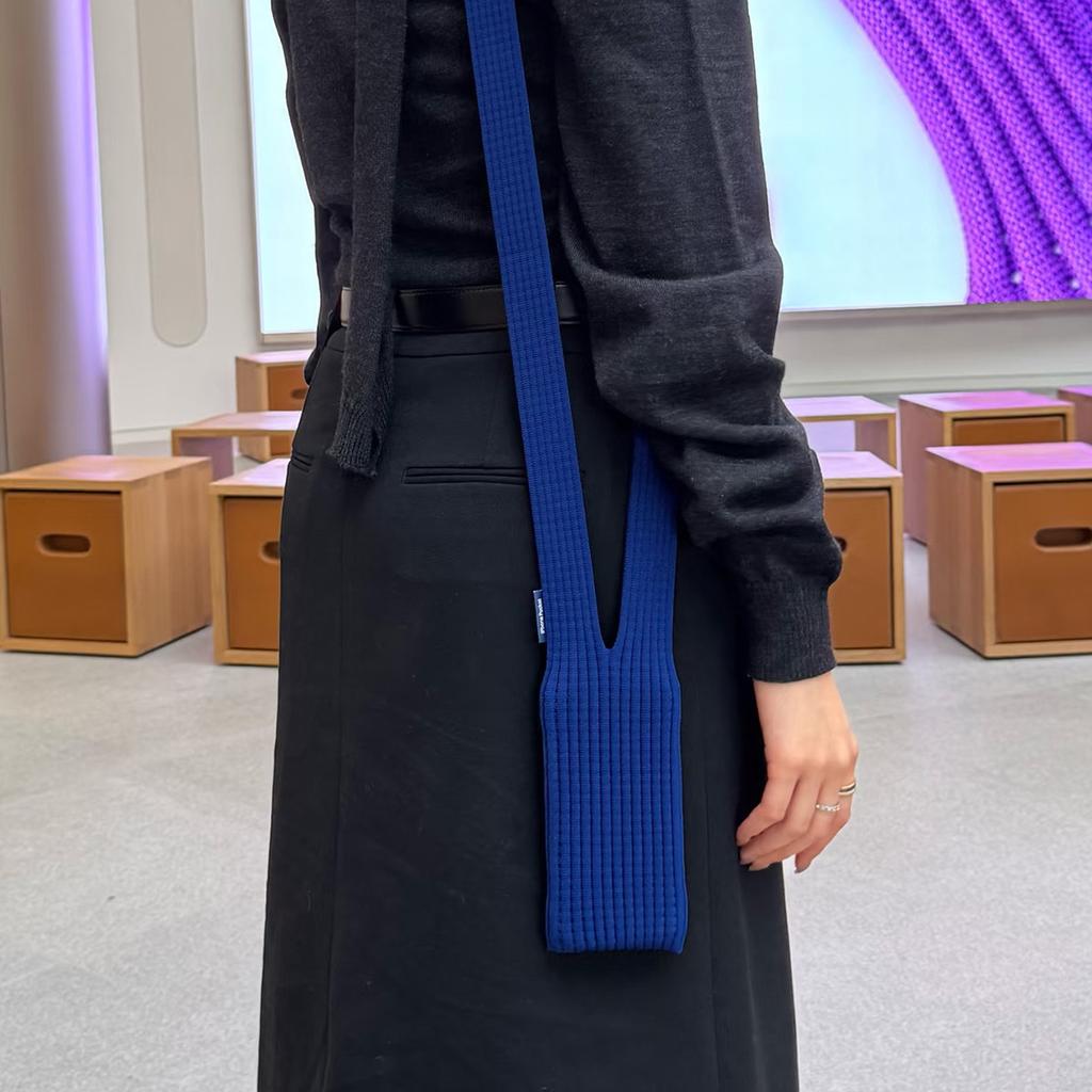 2025 Kreative Herbst/Winter Strick Handy Tasche Handgelenkschlaufe Einzelne Schulter Handy Mini Tasche