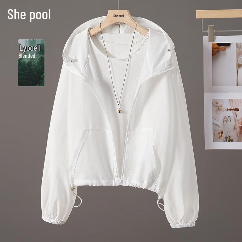 

Women s Lightweight Hooded Sun Protection Jacket One Size