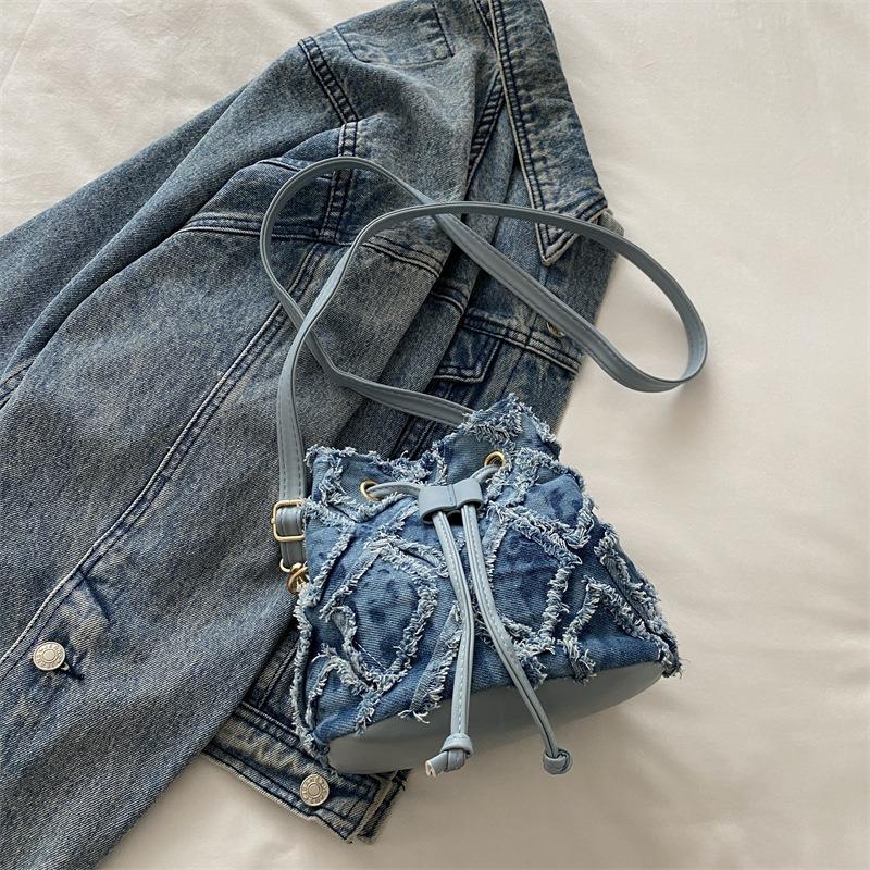 2025 New Simple Drawstring Tassel Bag Single Shoulder Crossbody Bag