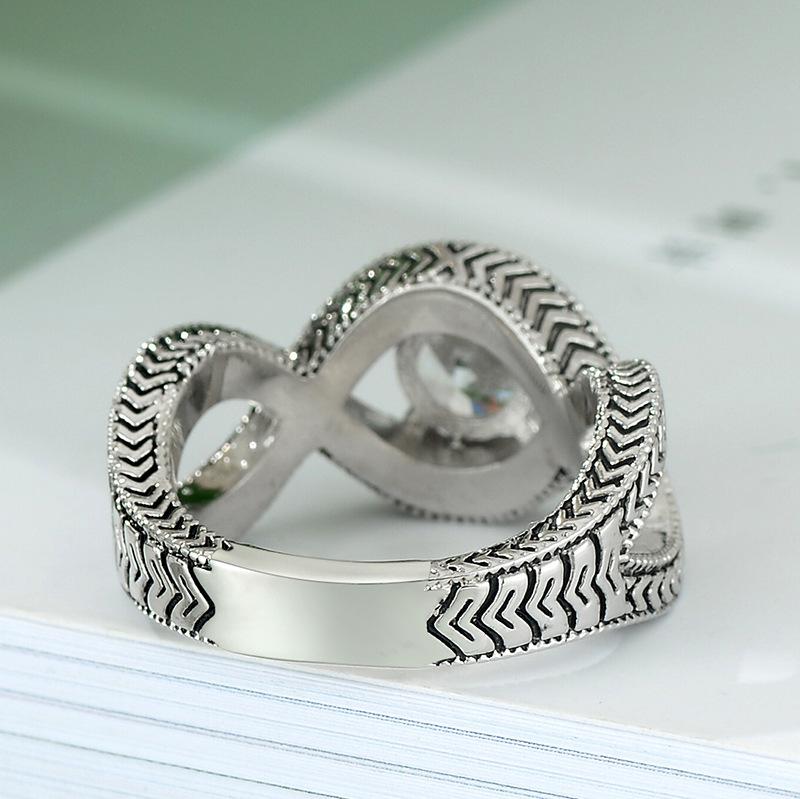 8 Character Retro Pattern Round Zircon Ring, Ring, Ring