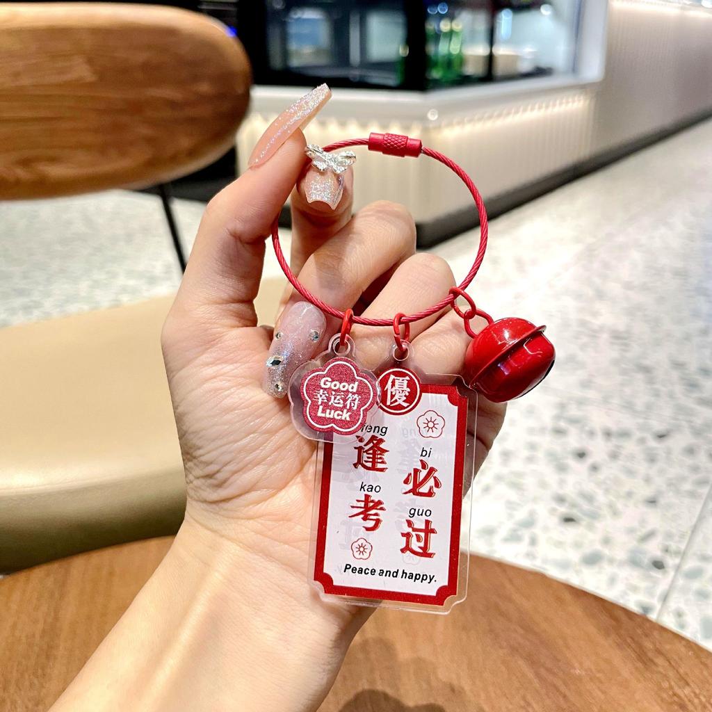 Acrylic Good Things Happen Keychain Pendant Exquisite Girl Fashion Backpack Small Pendant Car Key Chain