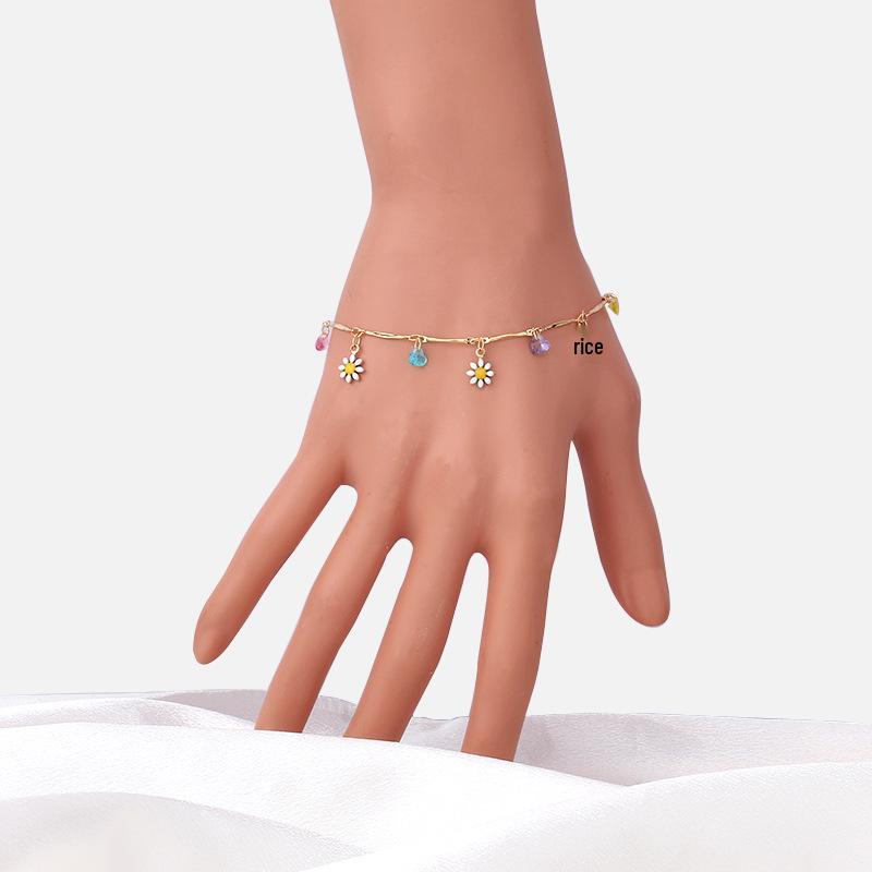 

Красочное ожерелье-цепочка с драгоценными камнями и подвеской-цветком с глазурью-подтеками – Элегантные женские украшения