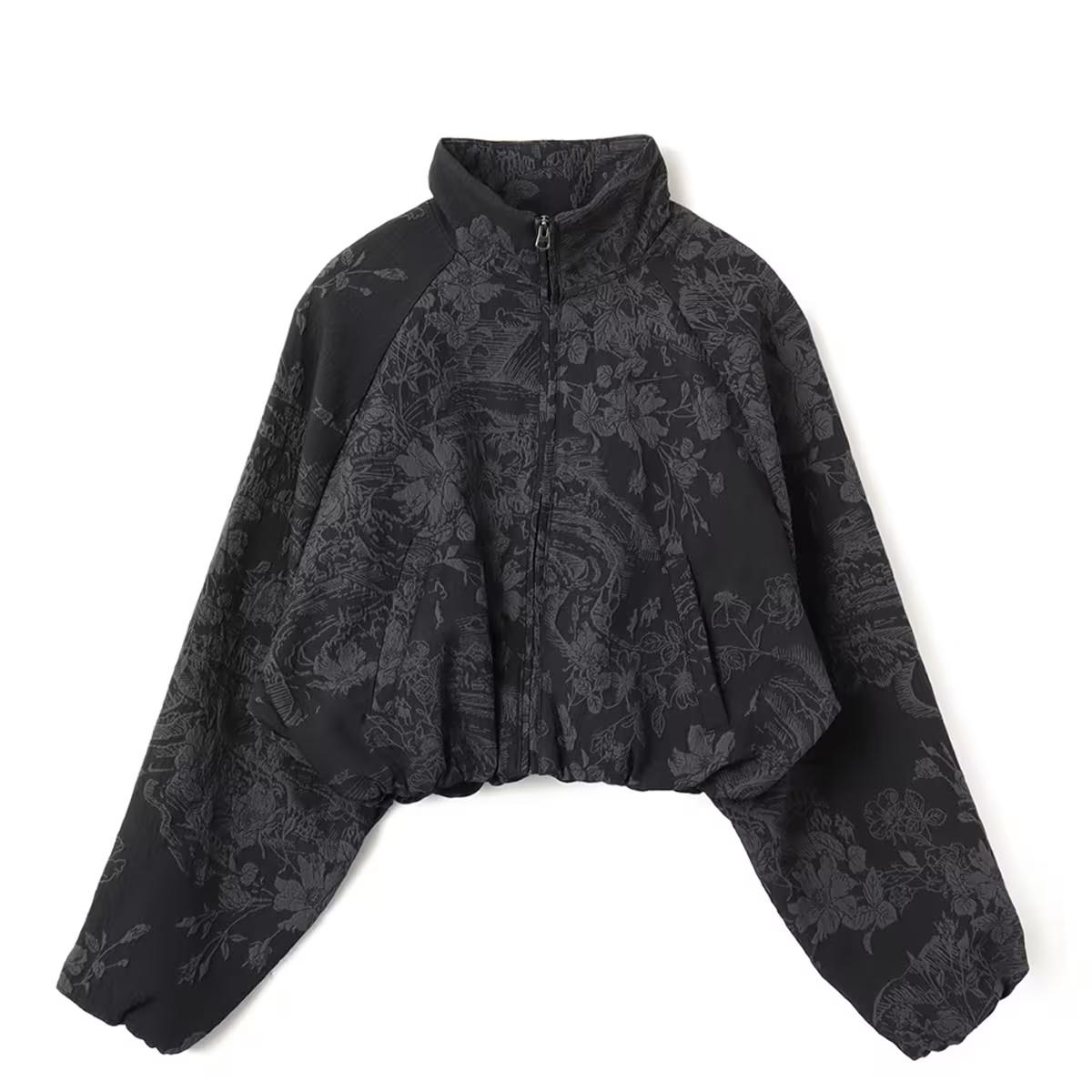 Nike Sportswear Collection Women`s Oversized Jacquard
