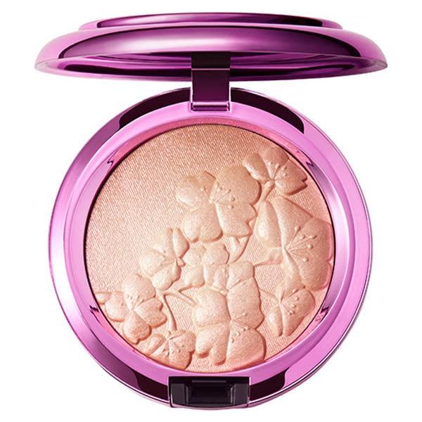 

MAC Extra Dimension Skin Highlight M A C Finish/Petalic Metallic/8g