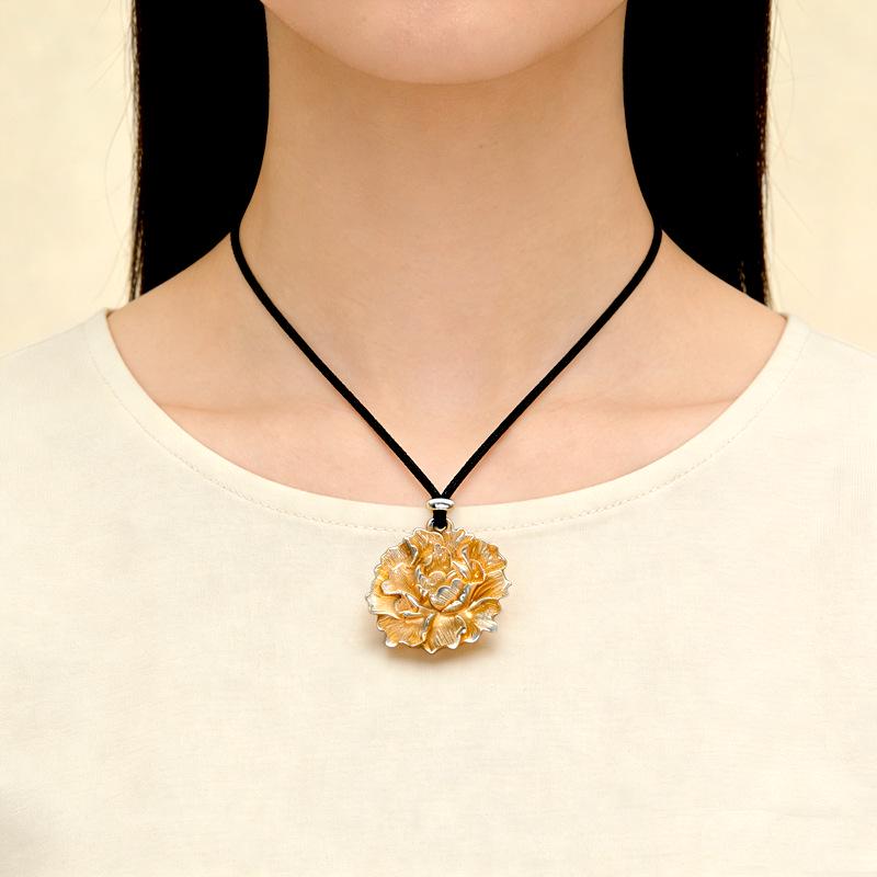 Antique Sand Gold Chinese Peony Pendant Necklace: Silver-Plated National Style Sweater Chain for Women, Symbolizing Wealth and Prosperity